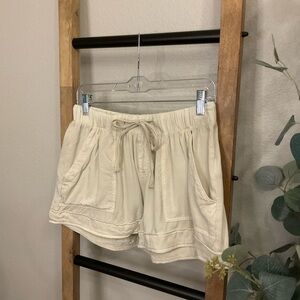 Dress Forum Shorts
